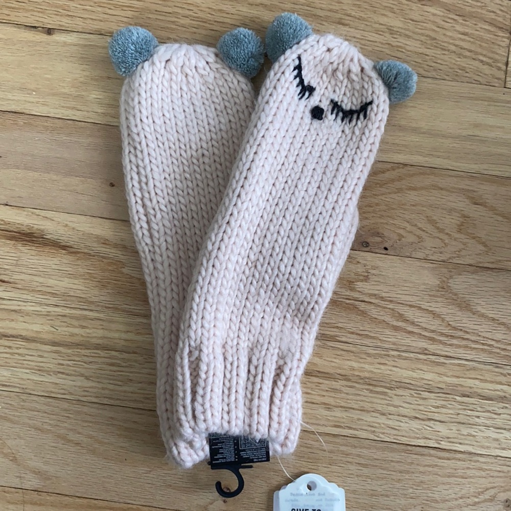 vintage early 2008 knitted Bear mittens christmas